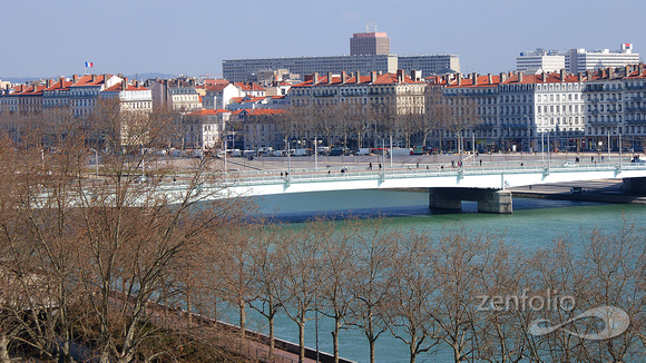 un pont de Lyon