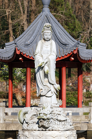 Qixia Temple 2: Guanyin